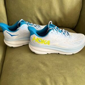 Men’s Hoka Clifton 9